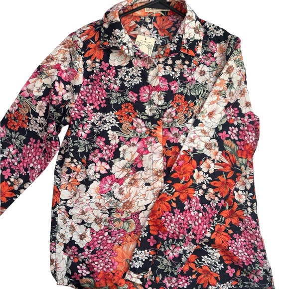 Floral Women's Blouse in Vibrant Pink and Orange - Picture 3 of 5